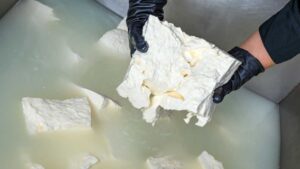 Ελληνική φέτα: Πάνω από 100 εκατ. ευρώ η ζημιά από την ευλογιά των προβάτων - Cibum.gr