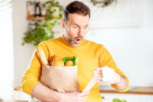 Λιανεμπόριο τροφίμων: Τι προτείνουν οι Έλληνες καταναλωτές για να αντιμετωπιστεί το κύμα ακρίβειας