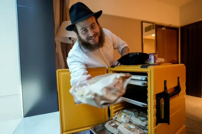 Εικόνα του ραβίνου με kosher σάντουιτς, Πίστωση: The New York Post