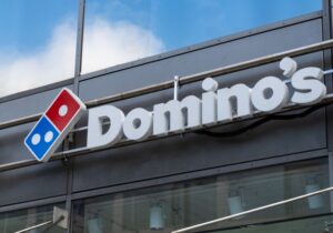 Ανακαλούνται προϊόντα Domino’s και Aldi, για φόβους “αδήλωτων φυστικιών”