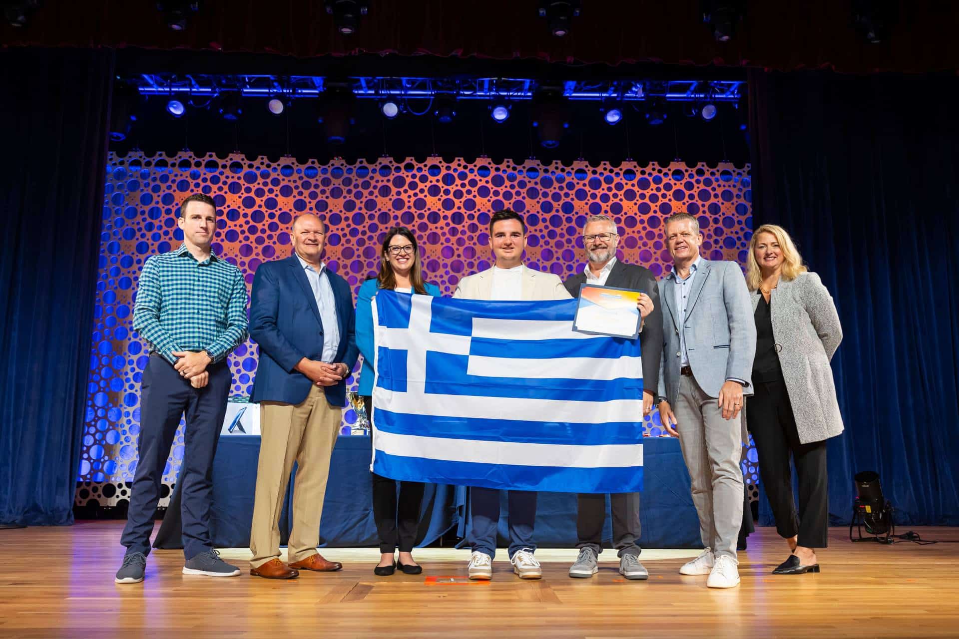 Μαθητής από τα Πετράλωνα στους καλύτερους του παγκόσμιου πρωταθλήματος ...