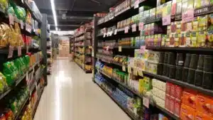 Αντιπαράθεση στη βουλή για την αισχροκέρδεια σε βασικά είδη τροφίμων