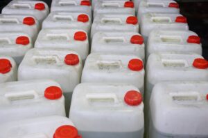 Ελλάδα: Τέλος στην ανεξέλεγκτη απόρριψη συσκευασιών φυτοφαρμάκων – Μπαίνουν ποσοτικοί στόχοι ανακύκλωσης