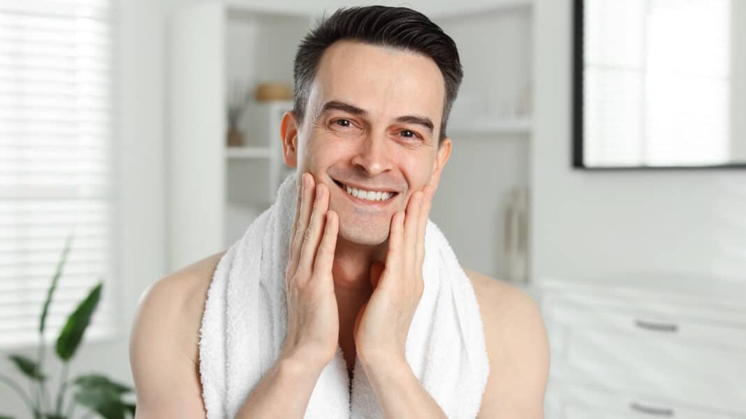 ΕΟΦ: Συναγερμός για επικίνδυνο after shave - Δείτε τι μπορεί να προκαλέσει