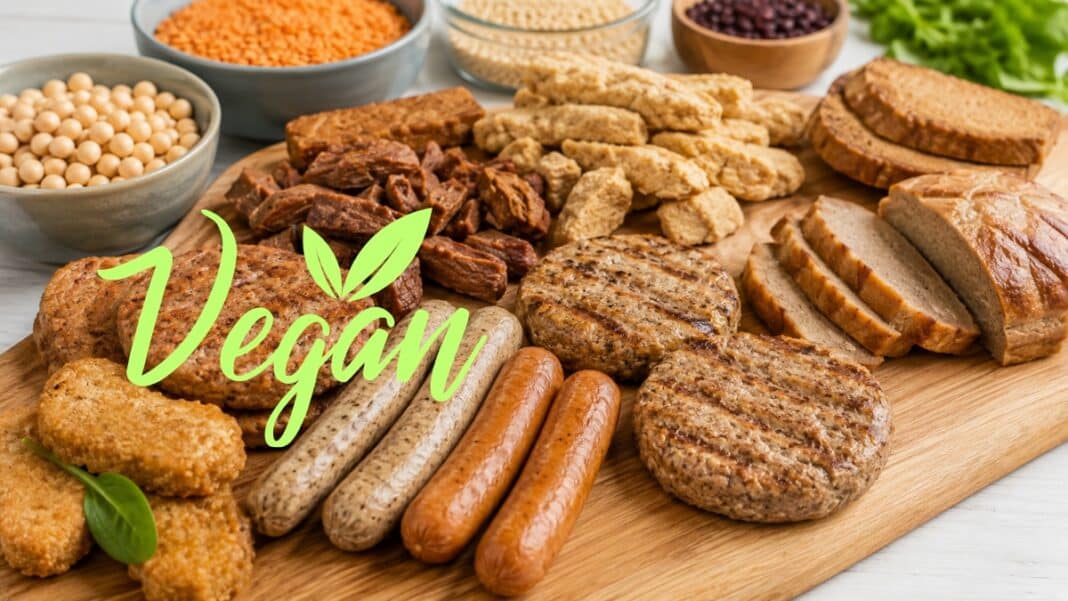 Πόσο vegan είναι πραγματικά τα υποκατάστατα κρέατος; Τι έδειξαν οι εργαστηριακοί έλεγχοι σε προϊόντα φυτικής προέλευσης