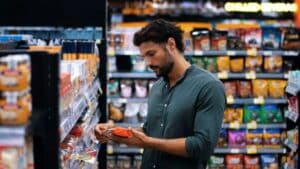 Συσκευασίες τροφίμων και μαγειρικά σκεύη: Νέα μελέτη εντόπισε πάνω από 15.000 χημικές ουσίες που έρχονται σε επαφή με τρόφιμα