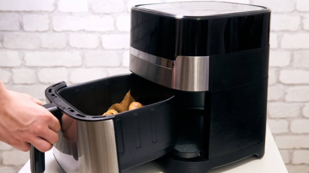 Πατάτες και ζυμαρικά στο Air fryer: Πού βρέθηκε περισσότερο καρκινογόνο ακρυλαμίδιο;