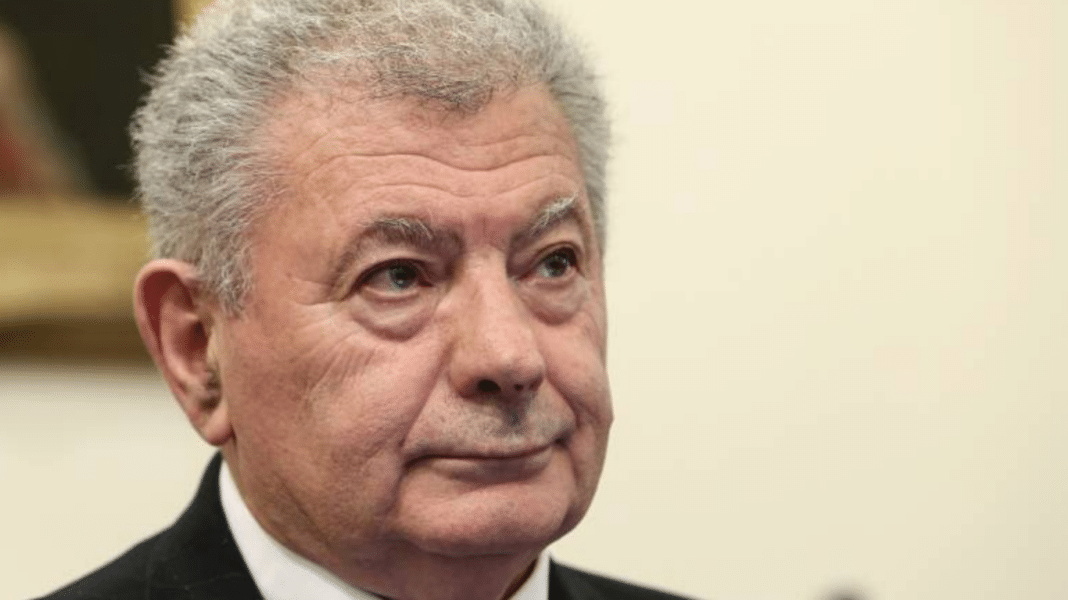 Έκτακτο! Δίκη Βαλυράκη: Αθώοι οι δύο ψαράδες για τον θάνατο του πρώην υπουργού